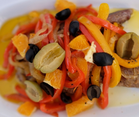 Lagartos de Porco Preto com pimento e laranja